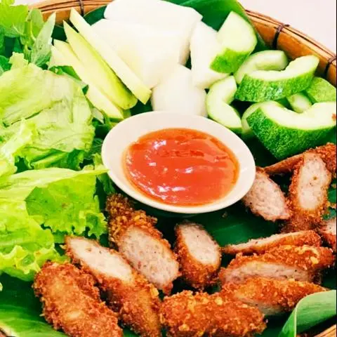 Hình ảnh Nem Chua Rán 