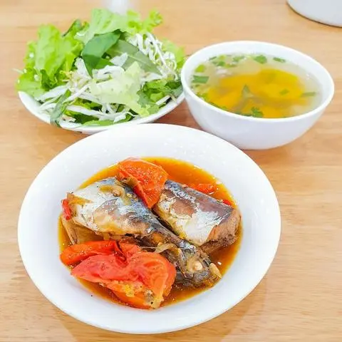 Hình ảnh Cơm cá nục kho cà