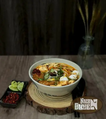 Hình ảnh Bún bò thập cẩm Nhân Duyên chay