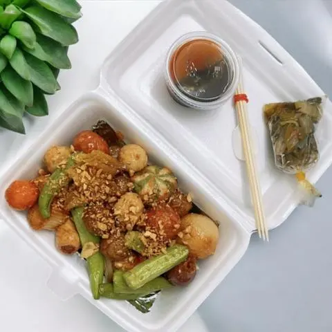 Hình ảnh Thập Cẩm Đồ Chiên Nhỏ Chiên Nước Mắm