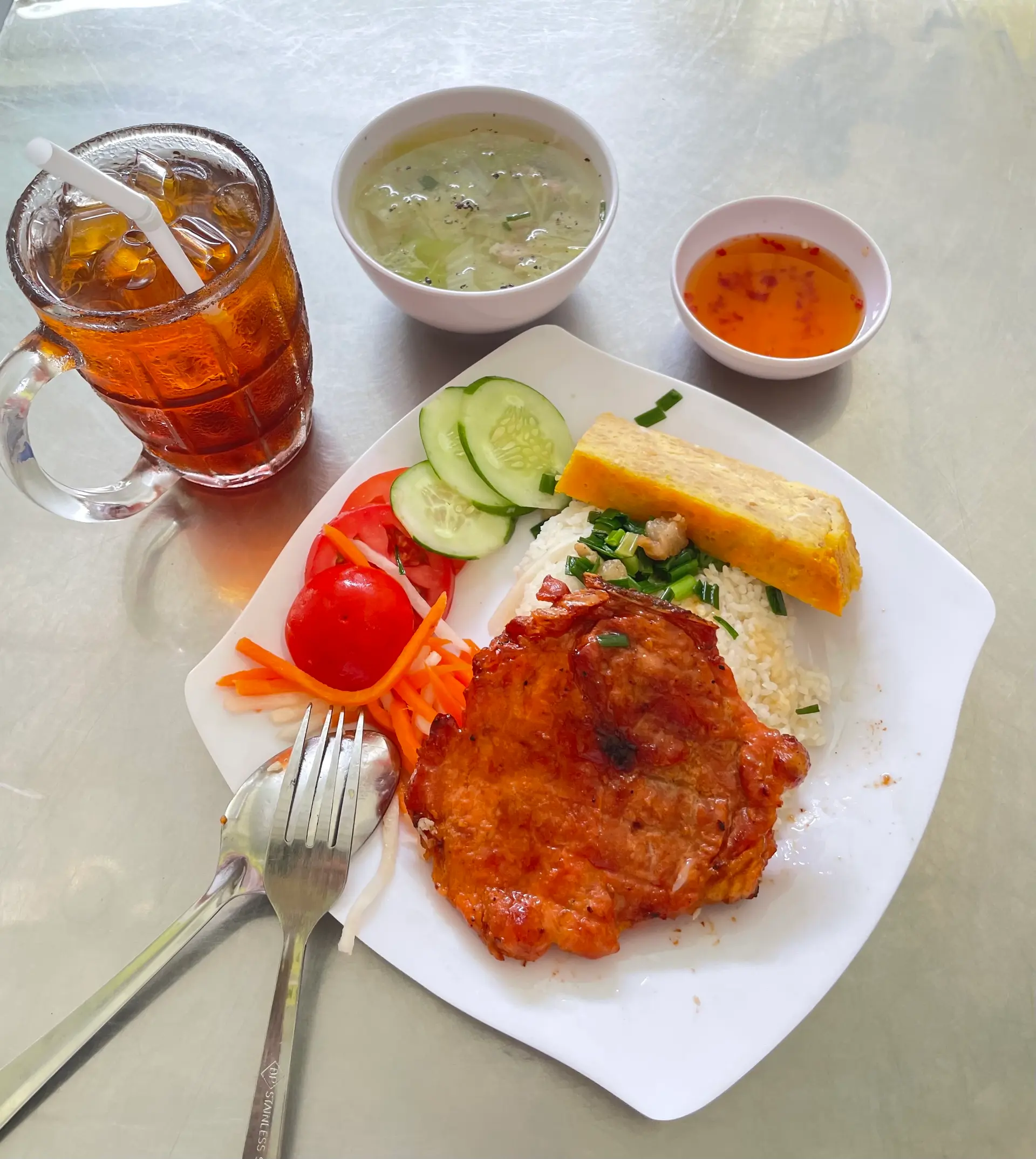 Hình ảnh Cơm Sườn Chả