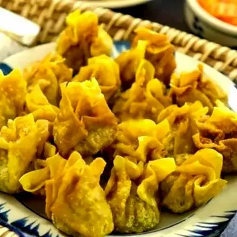 Hình ảnh Hoành thánh - 4 viên