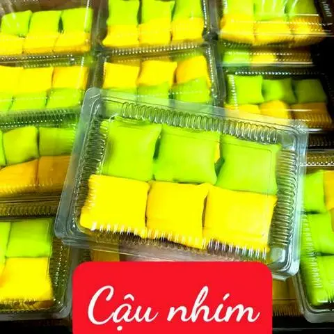 Hình ảnh Bánh Crepe Sầu Riêng Truyền Thống - 1 Hộp 6 cái