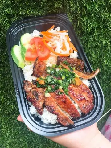 Hình ảnh Cơm sườn bì