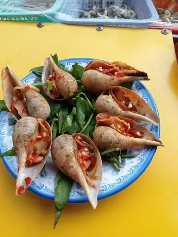 Hình ảnh ốc muỗng nướng mỡ hành 