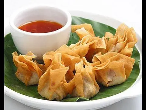 Hình ảnh Sủi cảo hoành thánh chiên