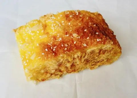 Hình ảnh Bánh bơ dừa chà bông