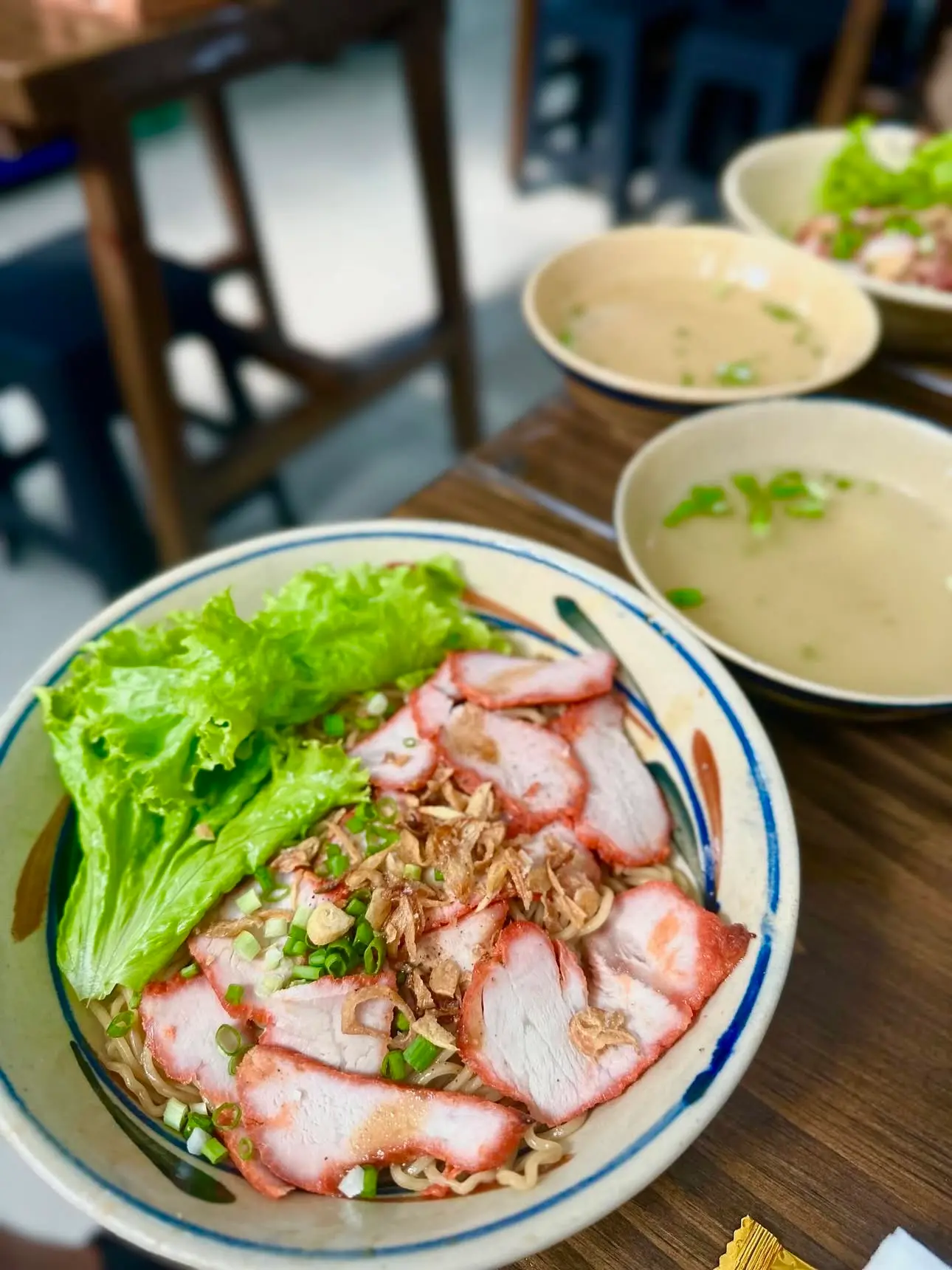 Hình ảnh Sủi cảo nhân thịt trộn xá xíu trứng (Onsen/Ốpla) sốt Hoishin