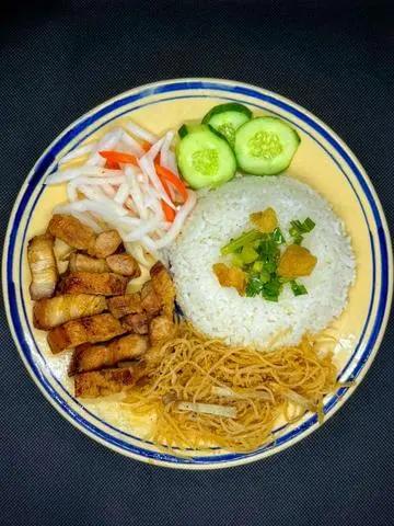 Hình ảnh Cơm tấm ba rọi bì