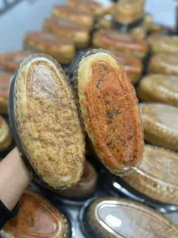 Hình ảnh Bánh mì Phô Mai/ Hoàng Kim tan chảy loại 500gram