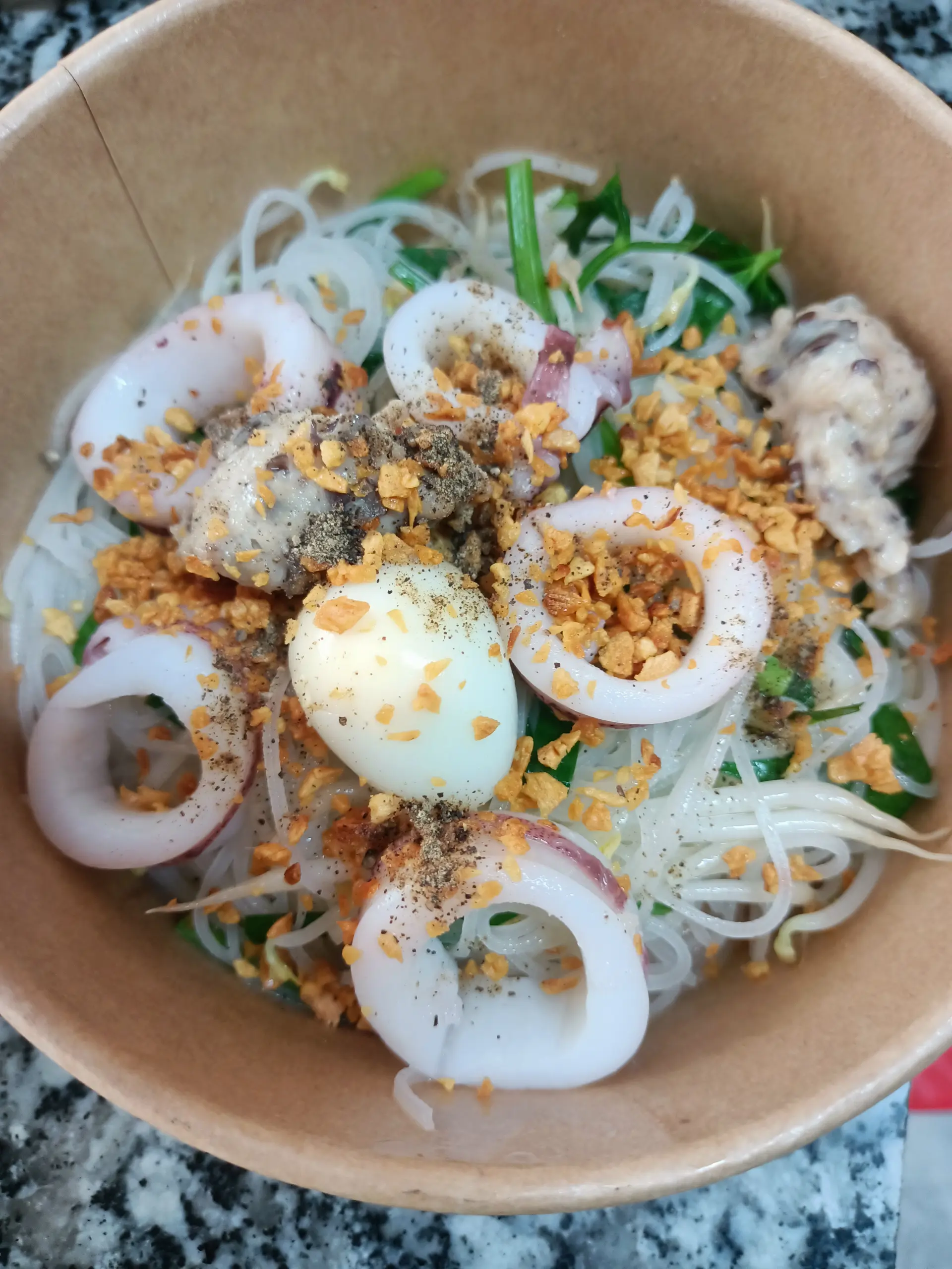 Hình ảnh bún mực 