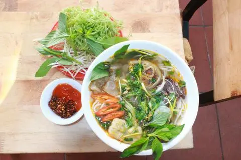 Hình ảnh Bún đặc biệt