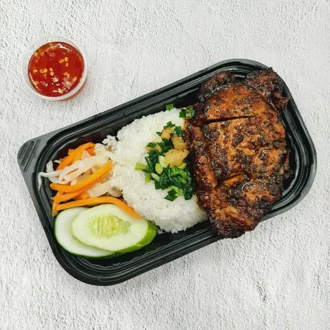 Hình ảnh Cơm Sườn Xốt Tiêu Đen