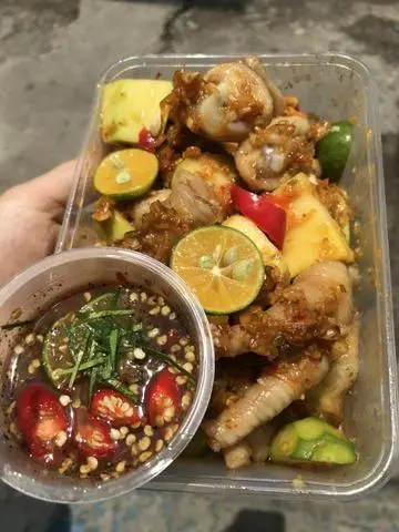 Hình ảnh Chân gà sốt cóc xoài 500gr