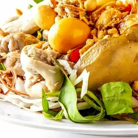 Hình ảnh Gỏi lòng trứng non