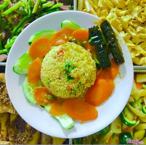 Hình ảnh Cơm Chiên + 2 Cá  Kèo