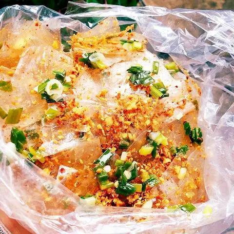 Hình ảnh Bánh Tráng Trộn Mỡ Hành Tỏi Phi