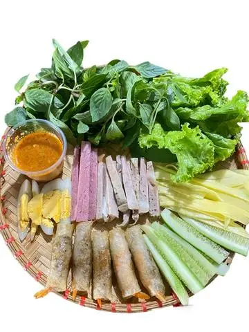 Hình ảnh Mẹt Chả Ram Tôm Đất + Chả Tai