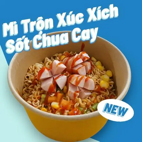 Hình ảnh Mì Trộn Xúc Xích Sốt Chua Cay