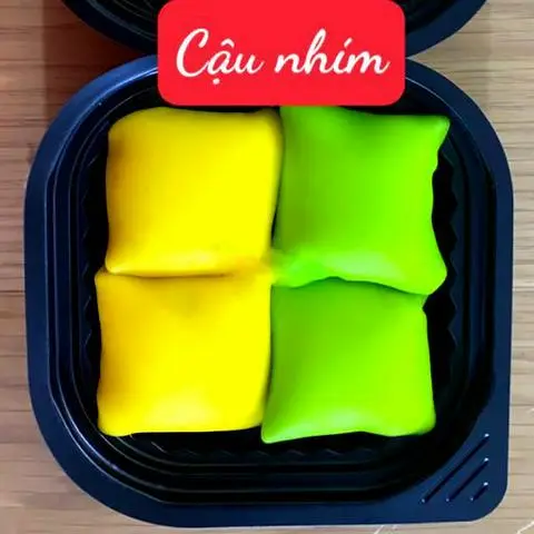 Hình ảnh Bánh Crepe Sầu Riêng - 1 Hộp 4 Cái