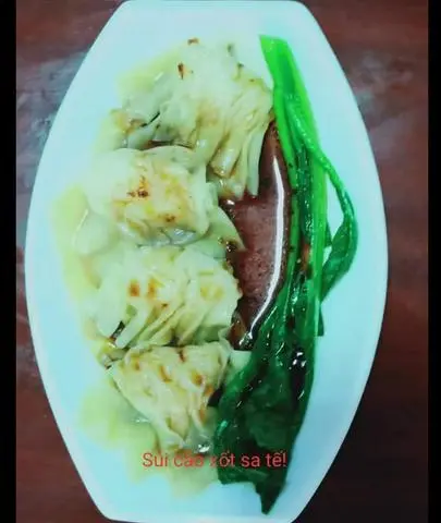 Hình ảnh Hoành thánh nhân tôm thịt sốt sa tế Hồng Kông