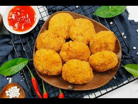 Hình ảnh Bánh Gà Nhân Sốt Phô Mai - 2 Bánh