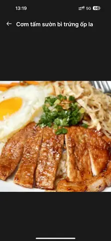 Hình ảnh Cơm tấm sườn bì trứng ốp la