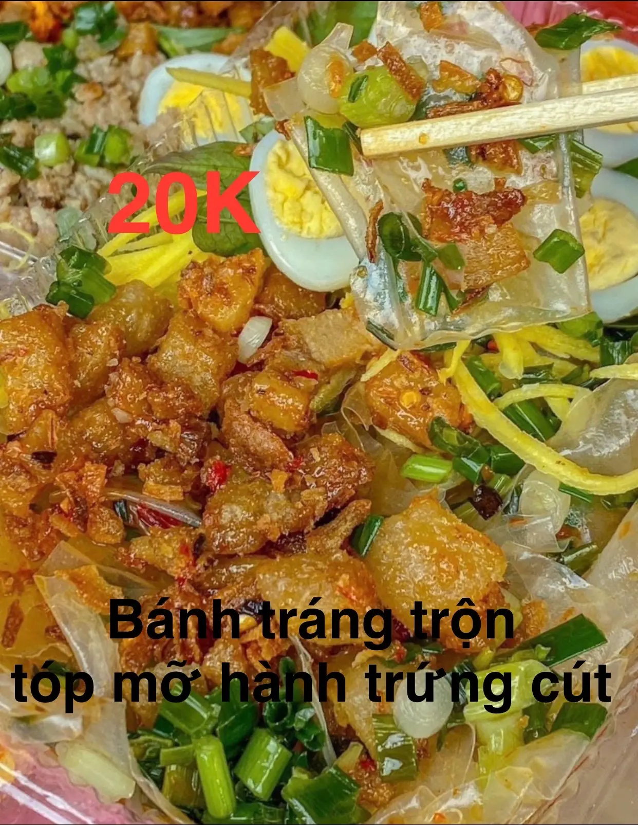 Hình ảnh Bánh tráng trộn tóp mỡ hành trứng cút