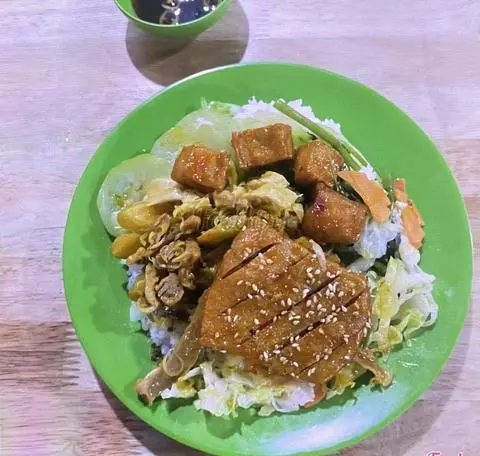 Hình ảnh Cơm thập cẩm + sườn non