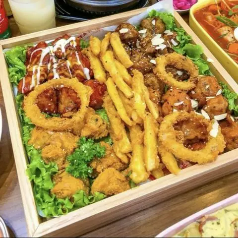 Hình ảnh Box Chicken ( Gà 4 vị)