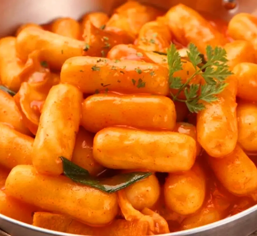 Hình ảnh Tokbokki Bánh Gạo Chiên Giòn Sốt Cay- Phần lớn