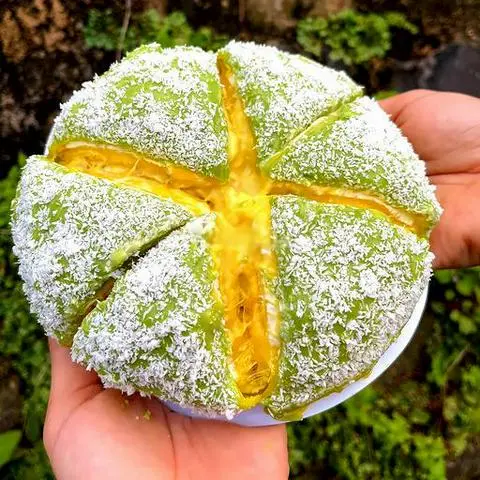 Hình ảnh Bánh Crepe Sầu Riêng Ngàn Lớp Phú Sĩ - Ổ 14cm (500gr-600gr)