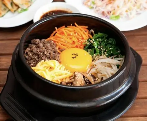Hình ảnh Cơm Trộn Siêu Ngon