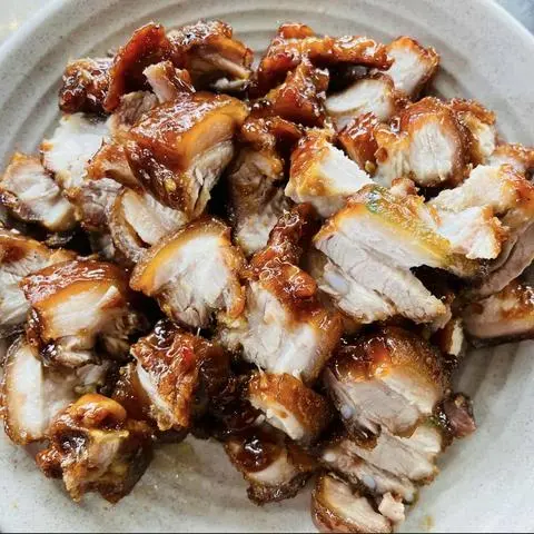 Hình ảnh Cơm Ba Chỉ chiên nước mắm