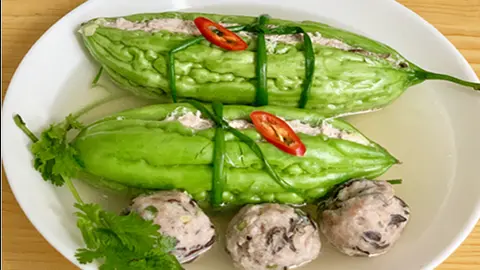 Hình ảnh Cơm canh khổ qua nhồi thịt