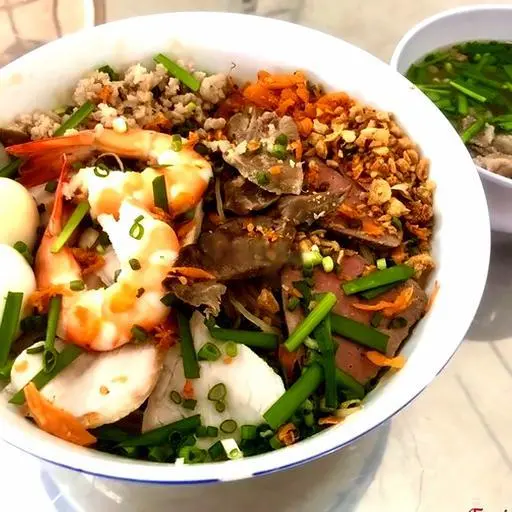 Hình ảnh Hủ tiếu đặc biệt khô
