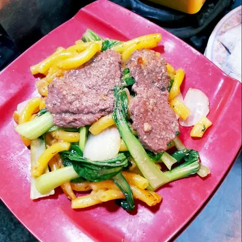Hình ảnh Nui xào bò