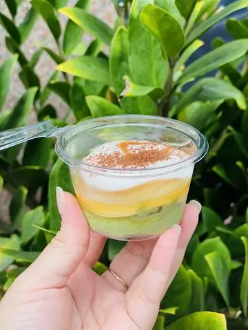 Hình ảnh Flan kem muối (2 cái Flan) 