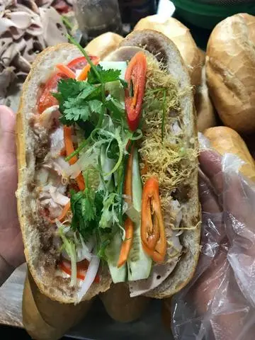 Hình ảnh Bánh mì vừa