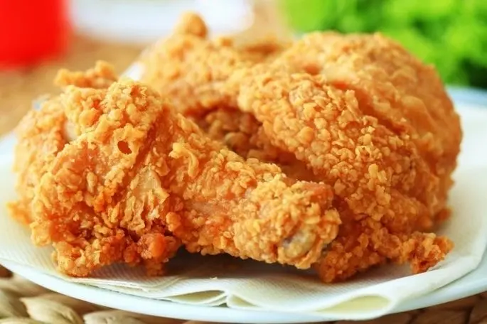 Hình ảnh Má Đùi Xối Mỡ/Sốt Mắm Tỏi Thêm (Không Cơm)