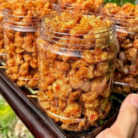 Hình ảnh Tóp Mỡ Liền Da Rim Mắm Tỏi Ớt - Tiệm Nhà Chíp
