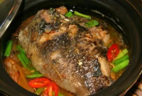 Hình ảnh Cơm cá rô kho tiêu 