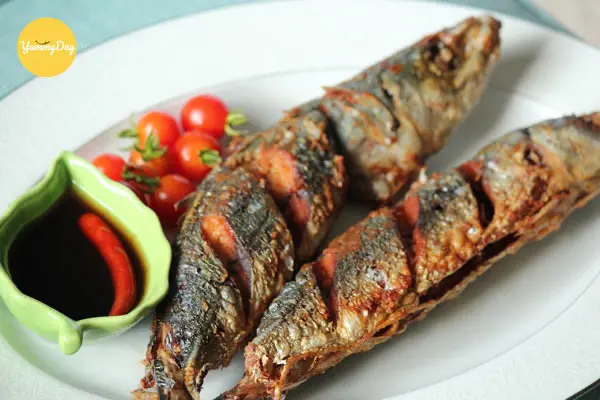 Hình ảnh Cá nục chiên giòn