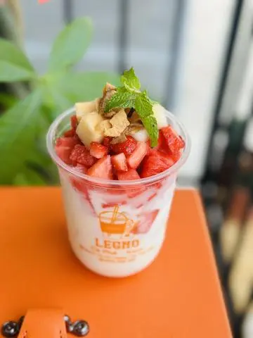 Hình ảnh Yorurt dâu - Strawberry yogurt