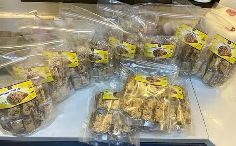 Hình ảnh Bánh gạo lứt ngũ cốc gói 500g