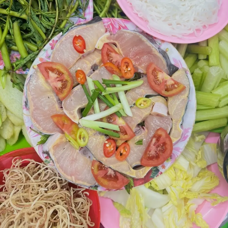 Hình ảnh Lẩu Cá Tằm