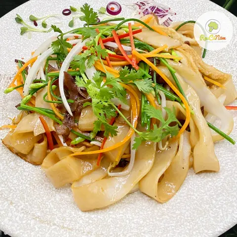 Hình ảnh Hủ tiếu xào đen