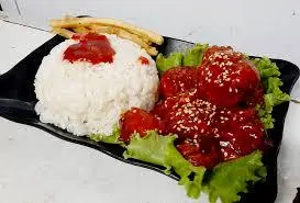 Hình ảnh Cơm gà viên+1 nước ngọt 