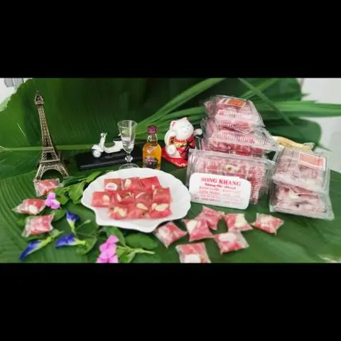 Hình ảnh Nem chua - miếng