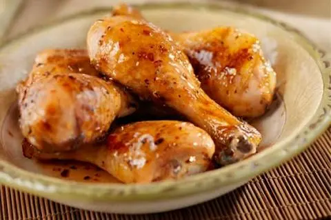 Hình ảnh Đùi gà sốt bơ tỏi